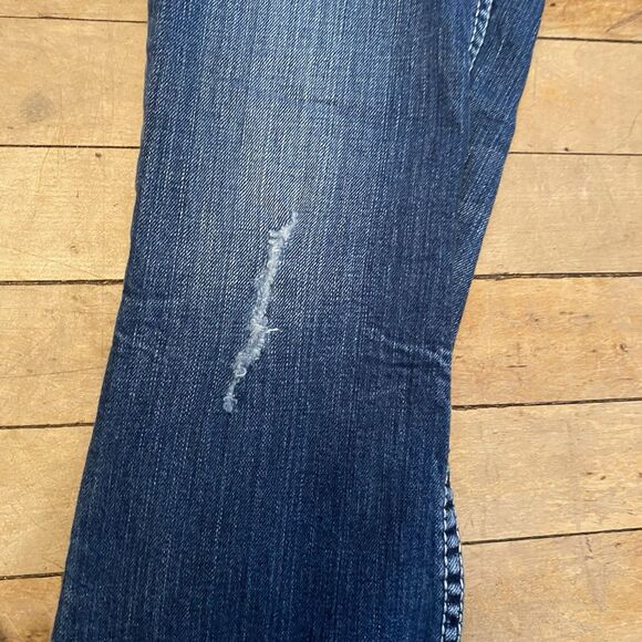 Silver Jeans Women’s Size 27/32 Suki Surplus Medium Wash Boot Cut Distressed - Picture 9 of 15